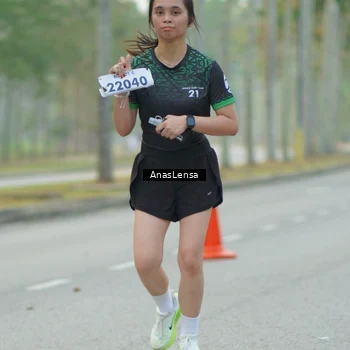 Runner Photo 8210604