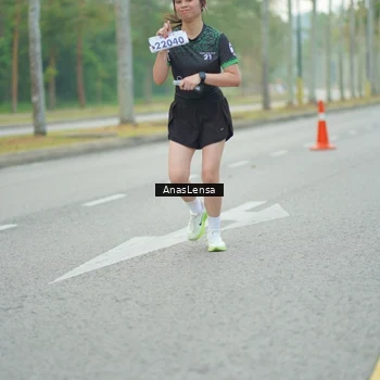 Runner Photo 8210617