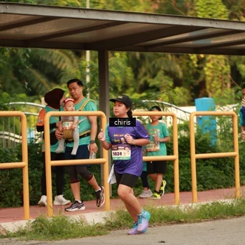Runner Photo 8210635