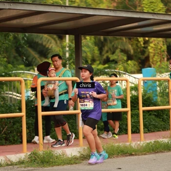 Runner Photo 8210638