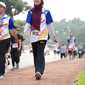 Runner Photo 8210639