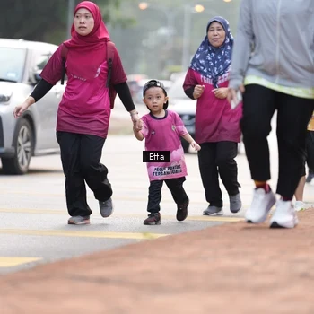 Runner Photo 8210645