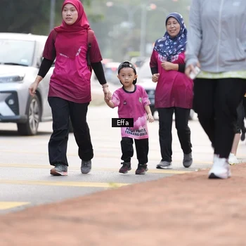 Runner Photo 8210658