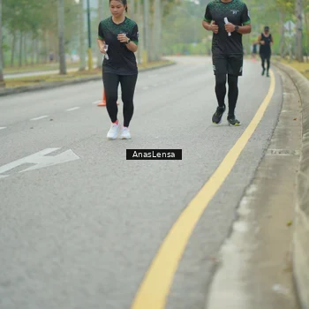 Runner Photo 8210688