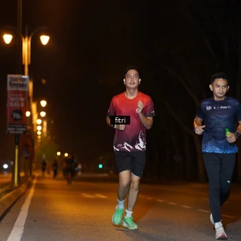 Runner Photo 8210701