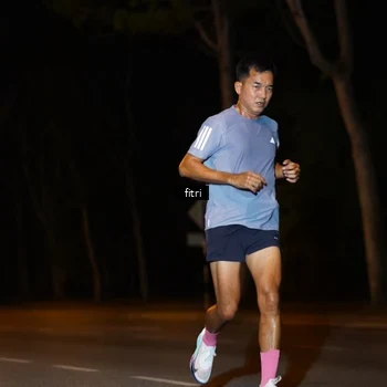 Runner Photo 8210742