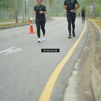 Runner Photo 8210748