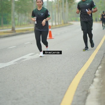 Runner Photo 8210752