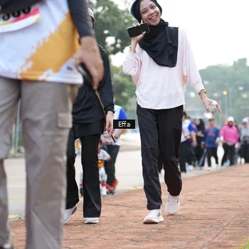 Runner Photo 8210765
