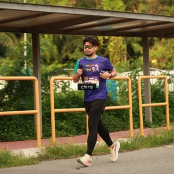 Runner Photo 8210802