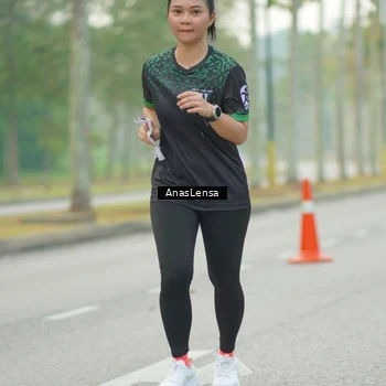 Runner Photo 8210825