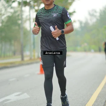 Runner Photo 8210836