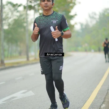 Runner Photo 8210873