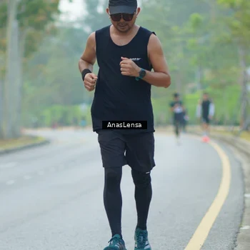 Runner Photo 8210882
