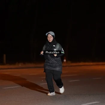 Runner Photo 8210908