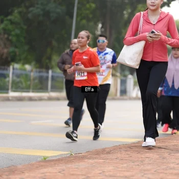 Runner Photo 8210918