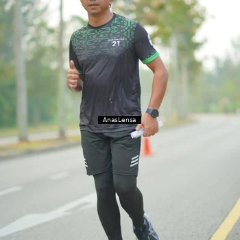 Runner Photo 8210924