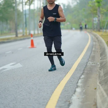 Runner Photo 8210938