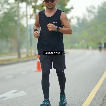 Runner Photo 8210939