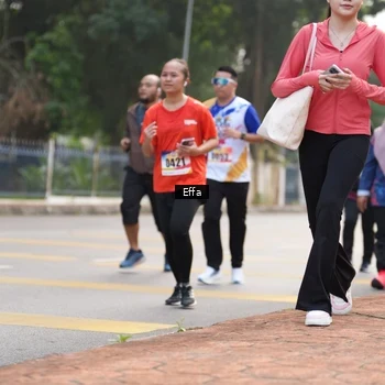 Runner Photo 8210963
