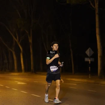 Runner Photo 8210980