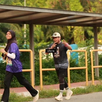 Runner Photo 8211020
