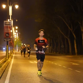Runner Photo 8211030