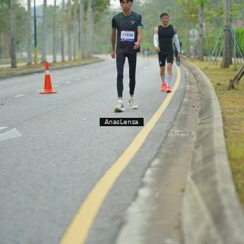 Runner Photo 8211035