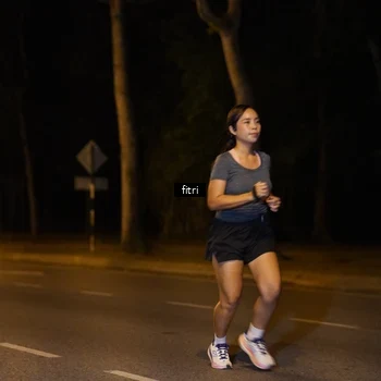 Runner Photo 8211077