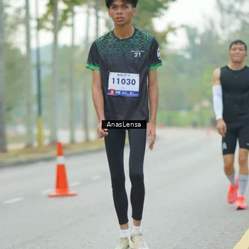 Runner Photo 8211092