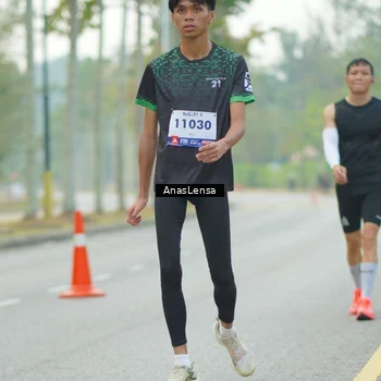 Runner Photo 8211099
