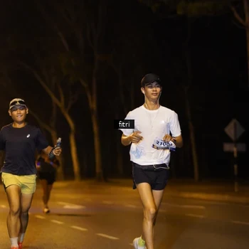 Runner Photo 8211100
