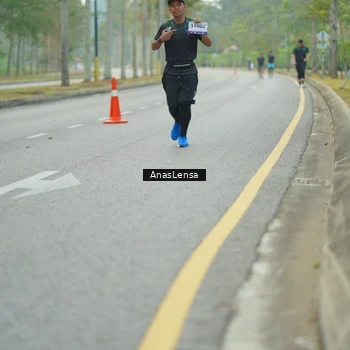 Runner Photo 8211372
