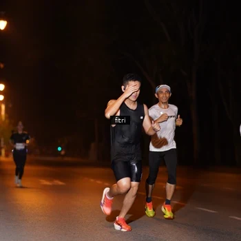 Runner Photo 8211409