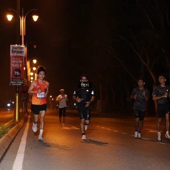 Runner Photo 8211453