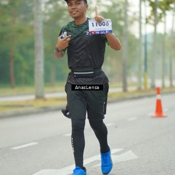 Runner Photo 8211500