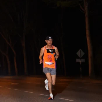 Runner Photo 8211548