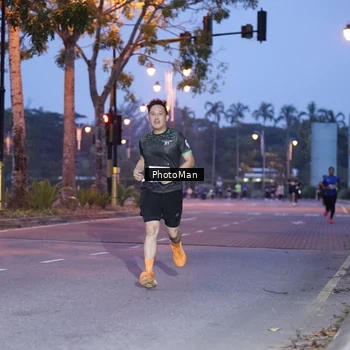 Runner Photo 8211593