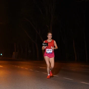 Runner Photo 8211635