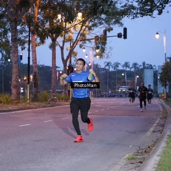 Runner Photo 8211639