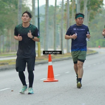 Runner Photo 8211654