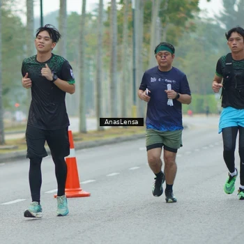 Runner Photo 8211656