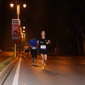 Runner Photo 8211697