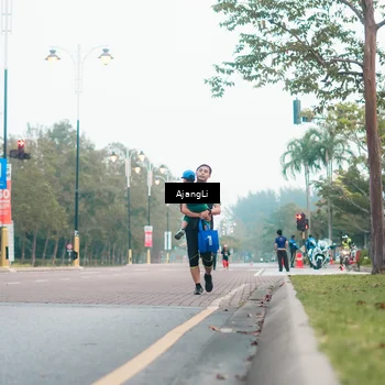Runner Photo 8211716