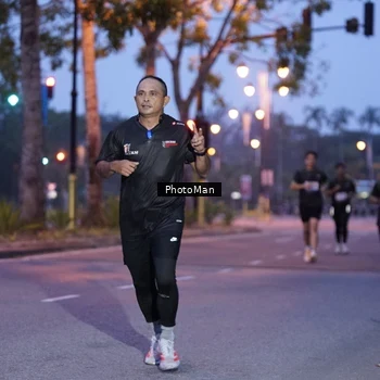 Runner Photo 8211745