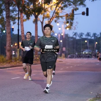 Runner Photo 8211754