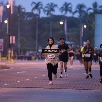 Runner Photo 8211765