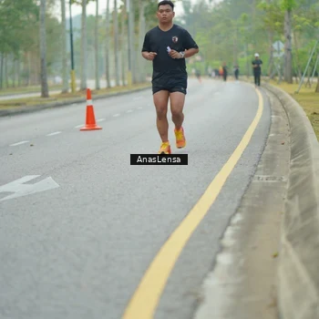 Runner Photo 8211788
