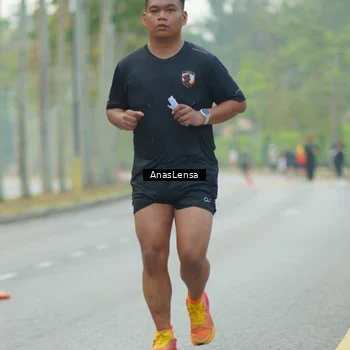 Runner Photo 8211789