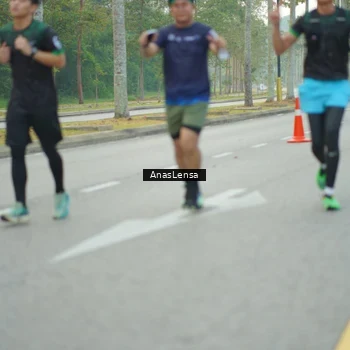 Runner Photo 8211794